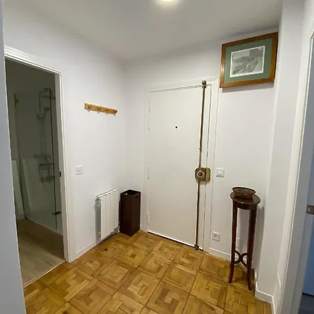 Piso General Davila- Alto De Miranda Апартаменты *